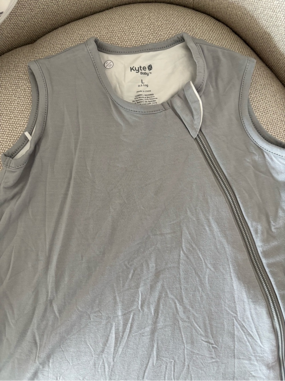 Kyte BABY Sleeveless Zip Sleep Sack in Gray. Large. .5 tog